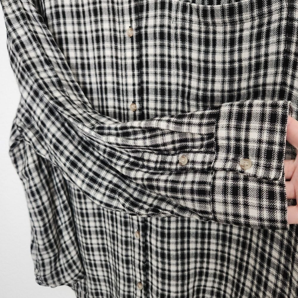 a.n.a A New Approach Womens Oversized Button Front Black & White Plaid Shirt XXL - Picture 6 of 8
